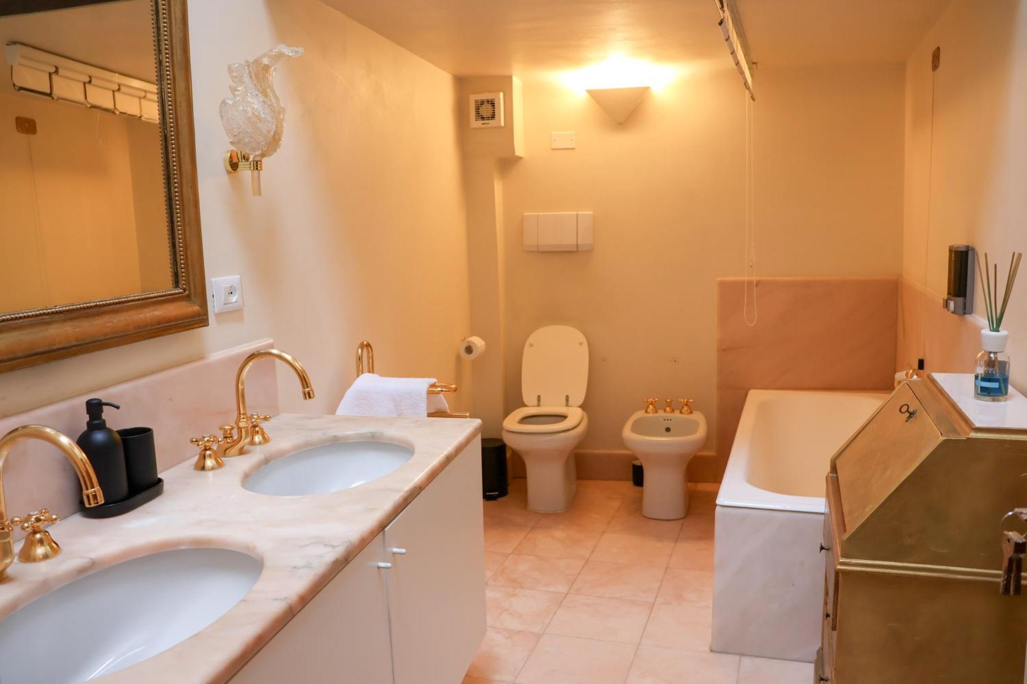 Aurelia Maison Verona Luaran gambar